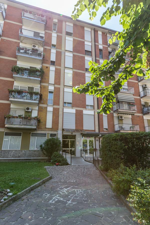 Linate Airport Apartment Milano Esterno foto