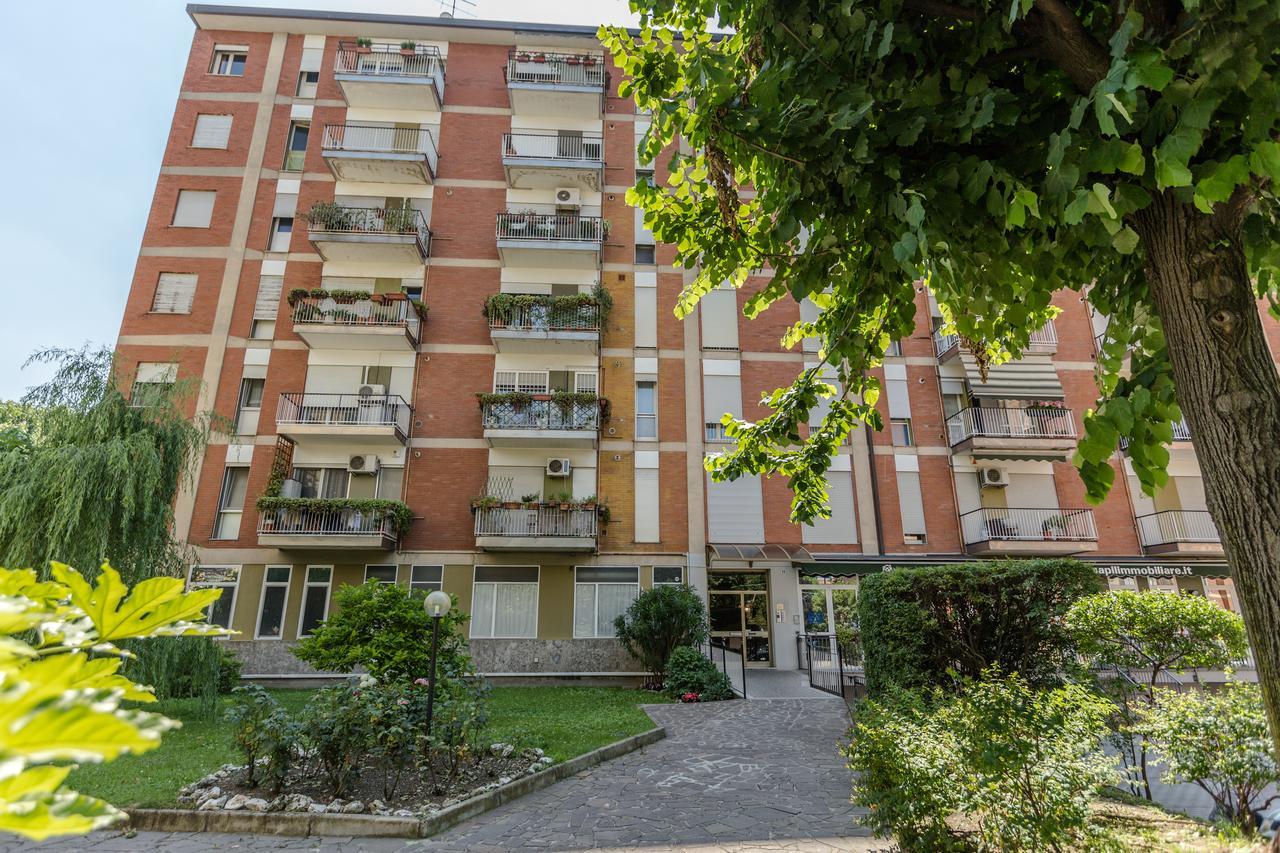 Linate Airport Apartment Milano Esterno foto